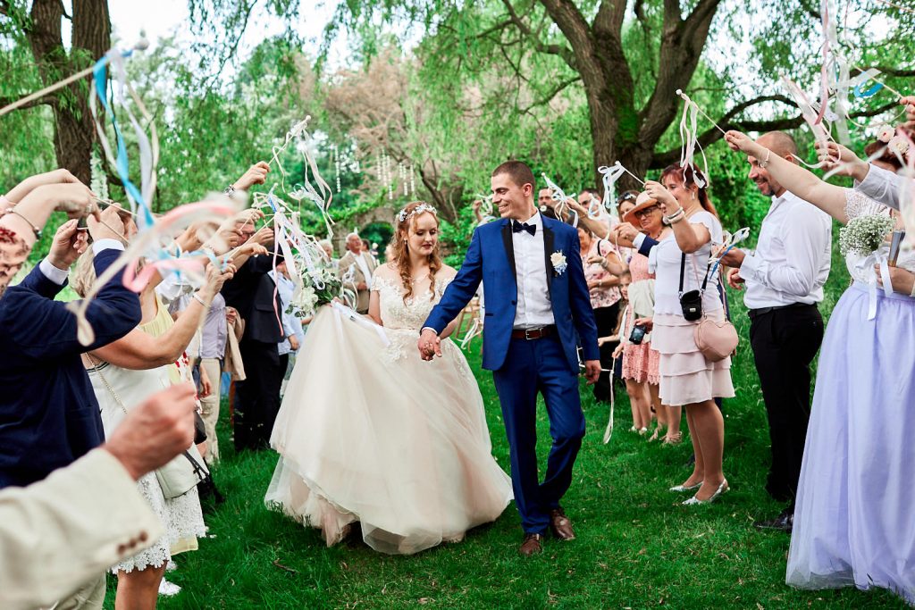 mariage féerique et champêtre au Jardin Le Point du Jour à Verdelot